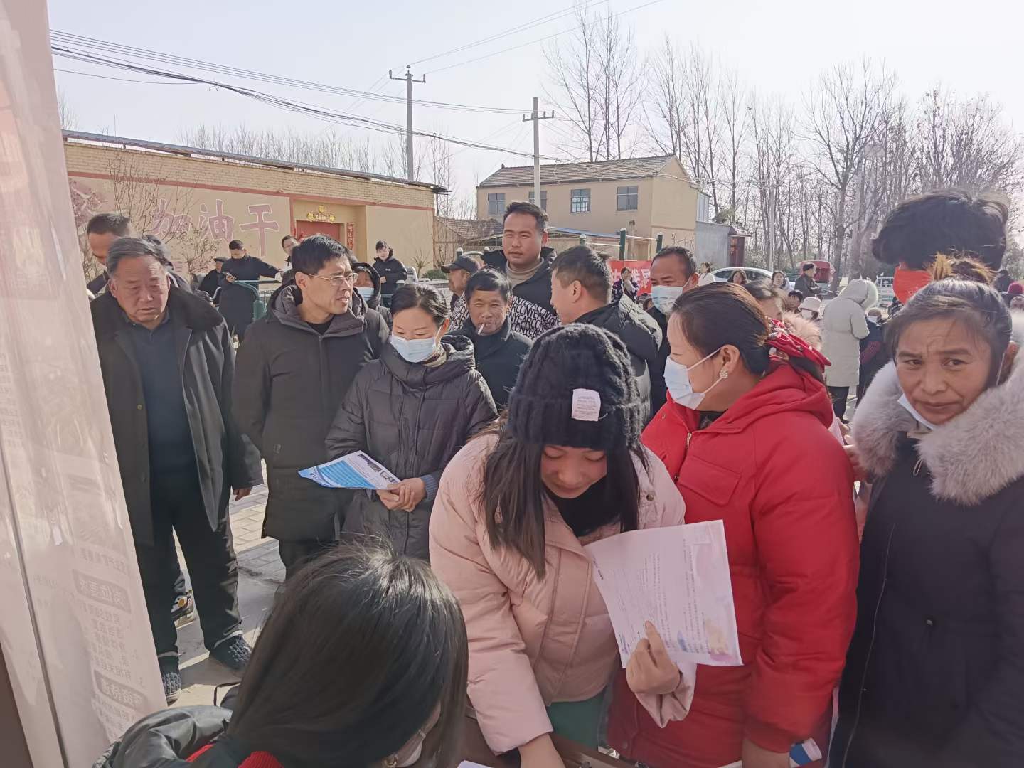 正月初六,！ 江蘇揚中“招聘專車”發(fā)往河南